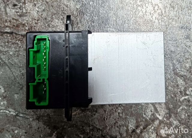 Резистор отопителя (реостат)