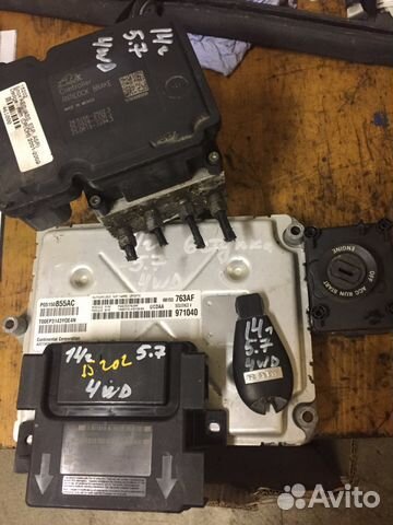 Dodge RAM 1500 блок управления двигателем