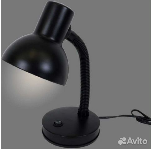 Лампа настольная новая