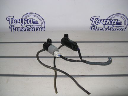 Моторчик омывателя стекла Toyota Auris E15 E150