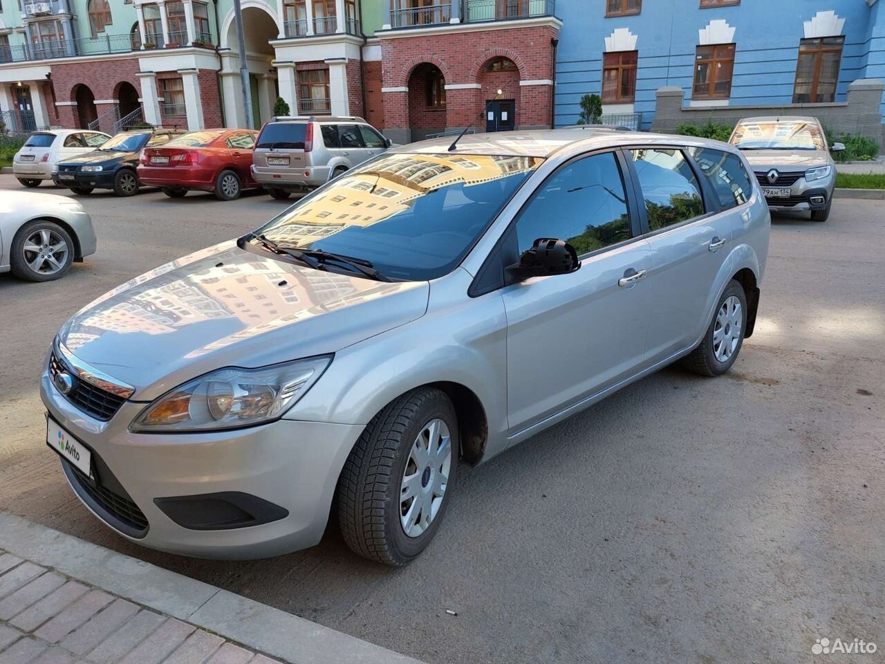 Серебристая 143. Ford focus ii wagon. Авто форд фокус универсал с пробегом. Фокус 2 универсал серебристый. Авто форд фокус универсал с пробегом.