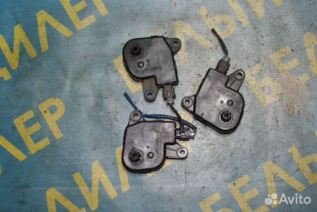 Моторчик привода заслонки печки Chrysler Voyager 4