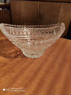 Хрустальная ваза