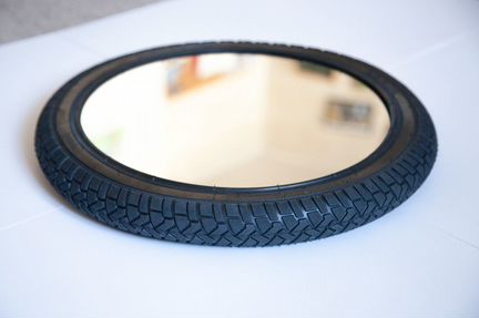 Зеркало круглое новое 45см