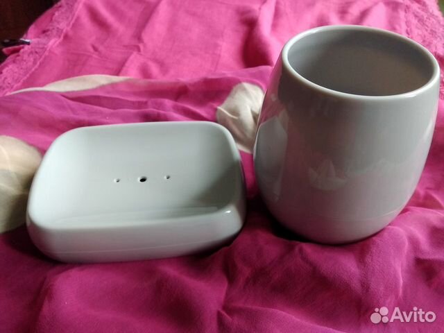 Мыльница и стакан для зубных щеток