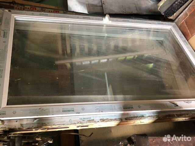 Оконый блок пластиковый в сборе и окно откидное