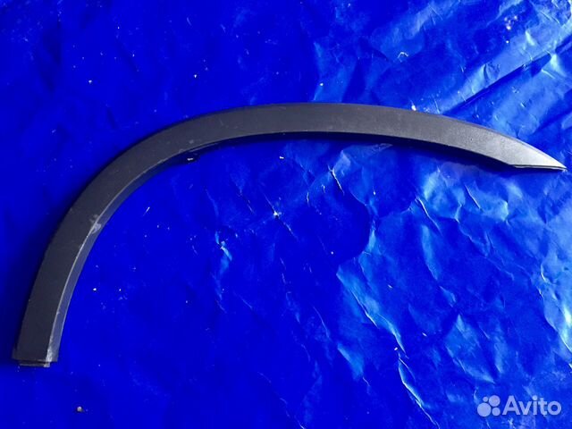 Накладка заднего левого крыла Kia Sorento 2009