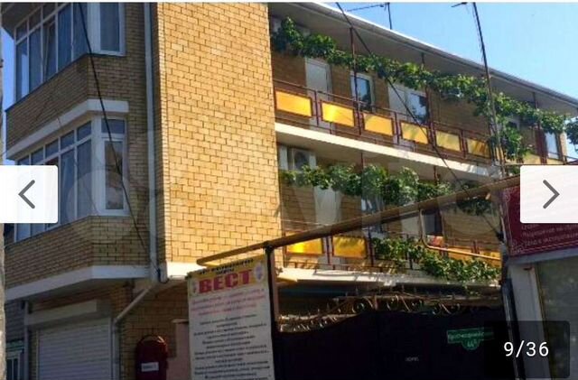 Дом 331 м² на участке 3,3 сот.