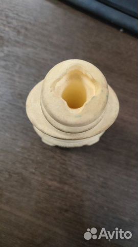 Отбойник амортизатора задний Volkswagen