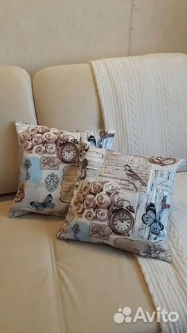 Подушка декоративная на диван