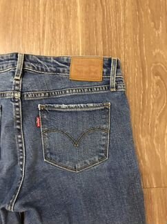 Джинсы levis