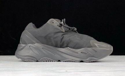 Adidas кроссовки Yeezy Boost 700 mnvn FV4440