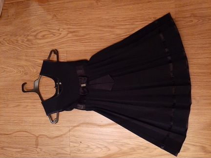 Сарафан школьный на девочку, новый, рост134