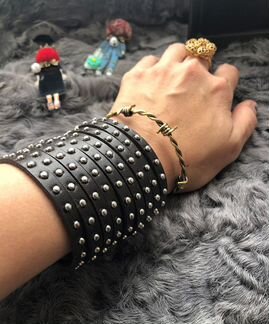 Продаю браслет