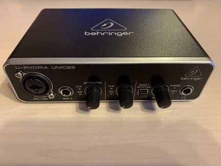 Аудиоинтерфейс Behringer U-phoria UMC22 USB