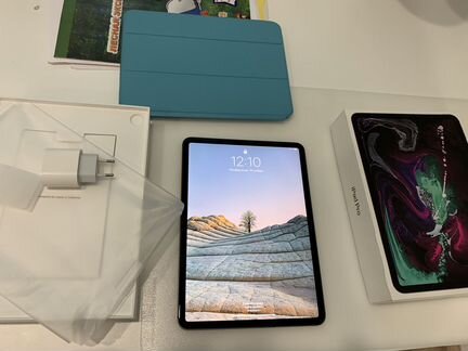 iPad pro 11 256 lte
