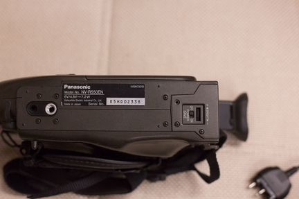 Видеокамера Panasonic NV-R550EN