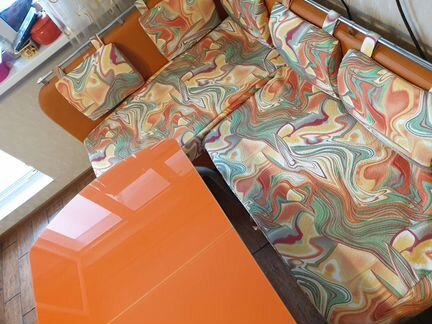 Уголок кухонный со спальным местом