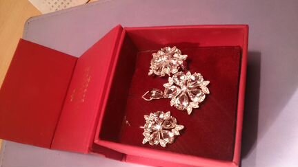 Комплект с зелеными аметистами