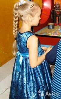 Нарядное пышное платье миди