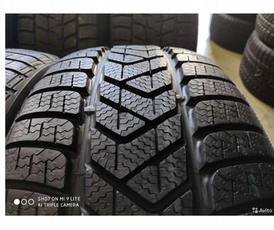Шины зима 245 40 20 Pirelli Sottozero 3