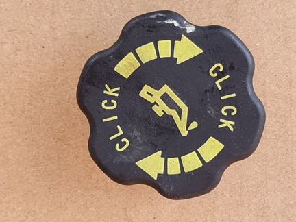 Крышка маслозаливной горловины Mazda CX 7