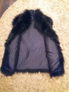 Меховая жилетка topshop
