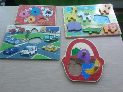 Развивающие игрушки.Пакетом
