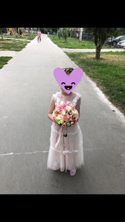 Платье праздничное