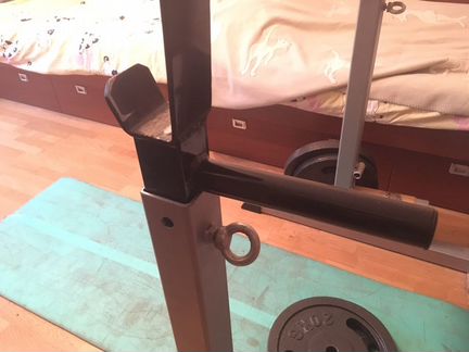 Стойка и скамья для штанги