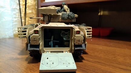 Бтр US M3A2 Bradley Багдад 2003 1:32