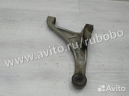 Рычаг задний левый Infiniti M35X Y50 VQ35 2006