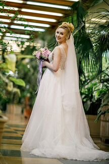 Свадебное платье с блеском