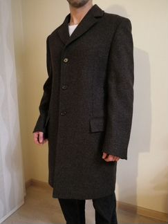 Теплое коричневое шерстяное пальто. Италия