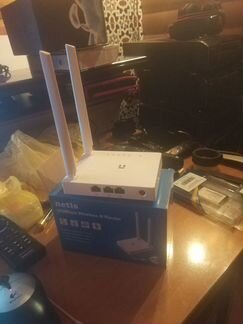 Беспроводной роутер netis W1, белый