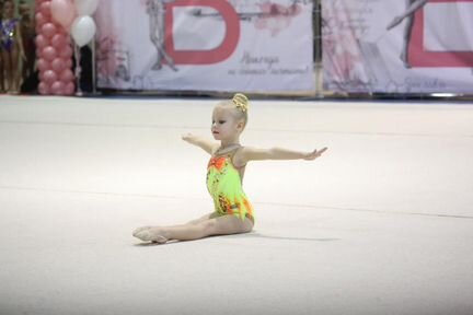 Купальник для художественной гимнастики 110