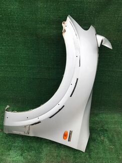 Крыло переднее левое Mitsubishi Pajero 3 V6 W