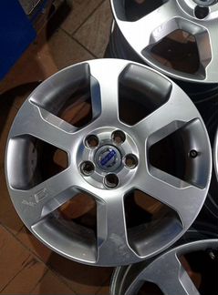 Диски бу оригинал R17 C на Volvo