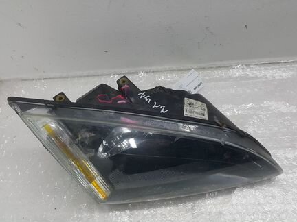 Фара Ford Focus II 2005-2011