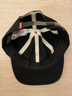 Бейсболка Levi’s