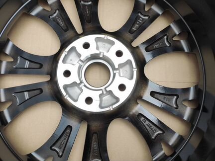 Оригинальные новые литые диски R18 Kia Ceed GT