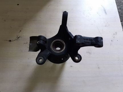 Поворотный кулак в сборе Mercedes vito w638