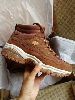 Абсолютно новые ботинки Skechers