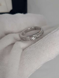Обручальное кольцо с бриллиантами и сертификатом