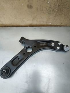 Kia Ceed JD Рычаг подвески передний правый киа сид