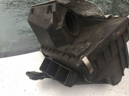 Корпус возд фильтра 1.9TD 3B0129607N vw Passat B5+