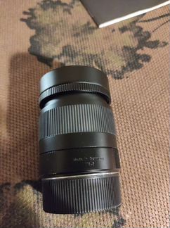 Leica Summarit-M 75mm