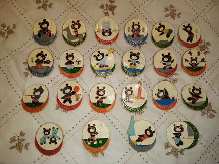 Значки Олимпиада Москва 80 (коллекция Мишек 22шт)