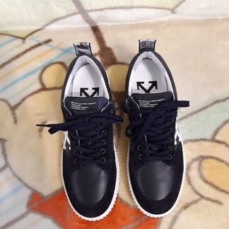 Для мальчика кроссовки Off-White