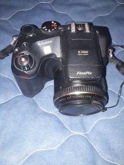 Полупрофессиональный фотоаппарат fujifilm S7000